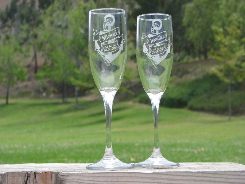 42 Custom Wedding Glassware Ideas From The Geniuses At Etsy